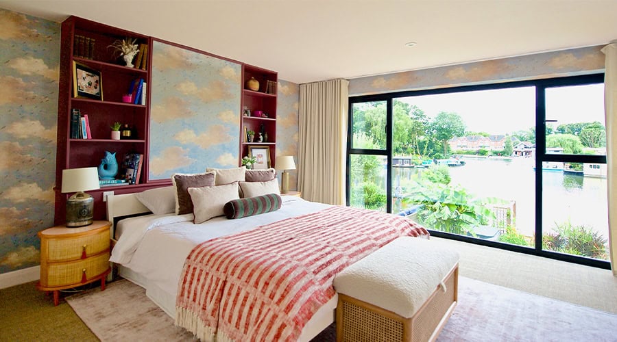 hampton-court-bedroom-view